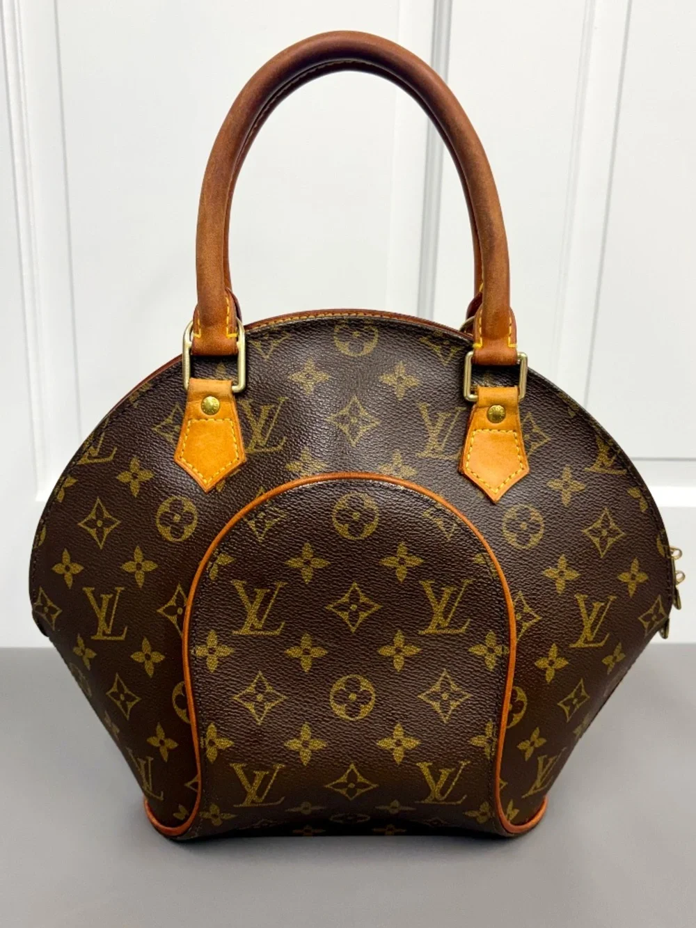 Louis Vuitton Ellipse PM Monogram Canvas Handbag